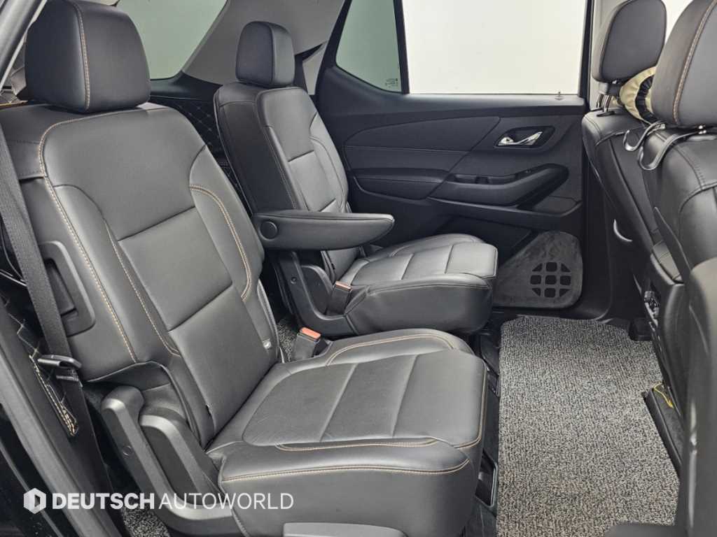 CHEVROLET Traverse — photo 12