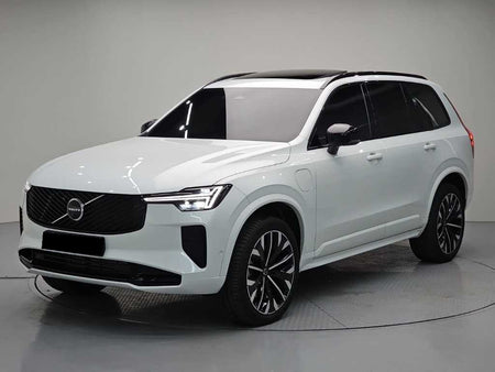 Volvo XC90 — photo 01