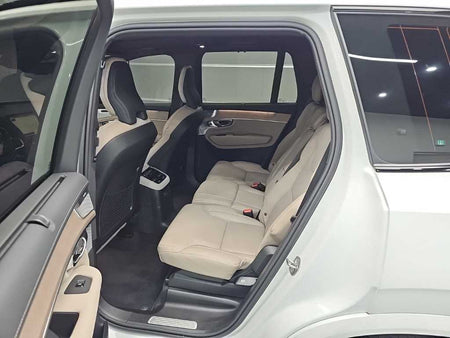 Volvo XC90 — photo 12