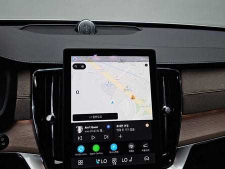 Volvo XC90 — photo 16