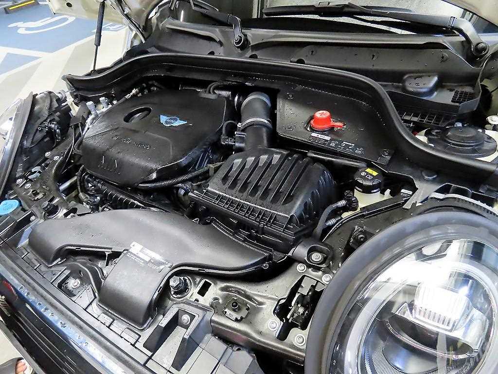Mini Cooper — photo 19
