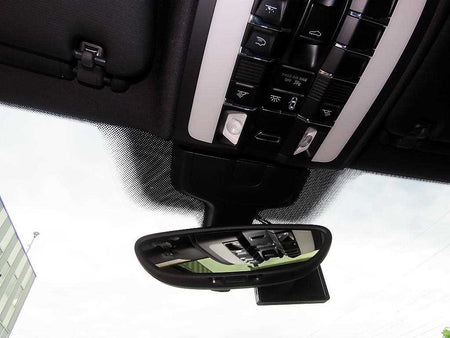 Porsche Cayenne — photo 14