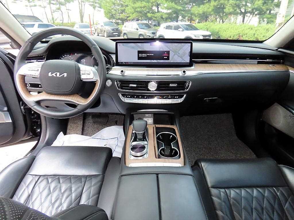 Kia K9 — photo 07