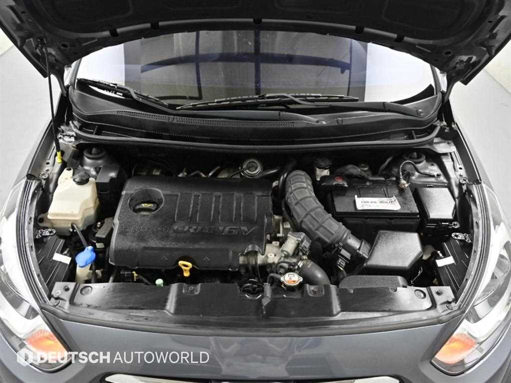 Hyundai Accent — photo 06
