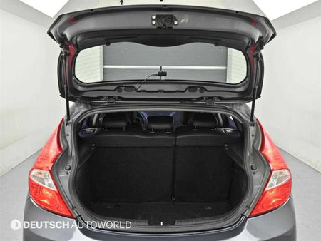 Hyundai Accent — photo 19