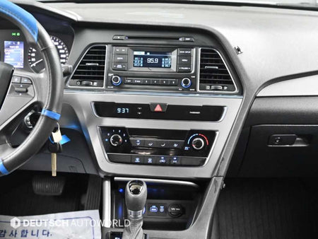 Hyundai Sonata — photo 14