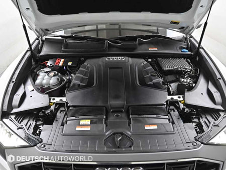 Audi Q8 — photo 06