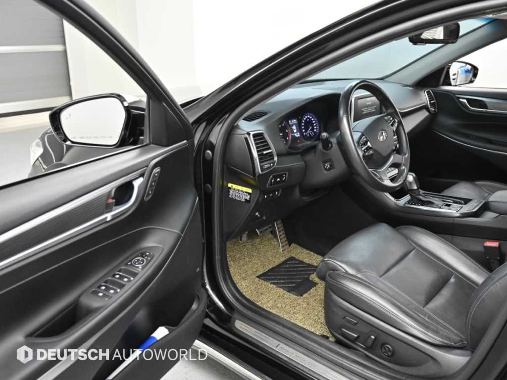 Hyundai Grandeur — photo 11