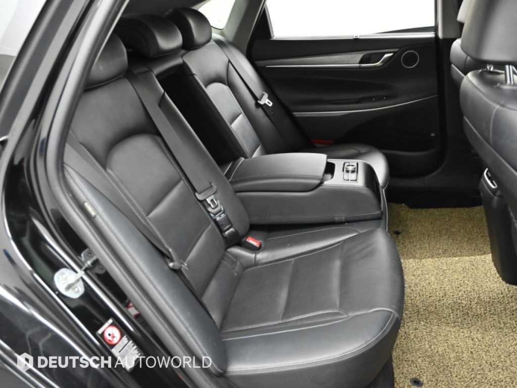 Hyundai Grandeur — photo 12