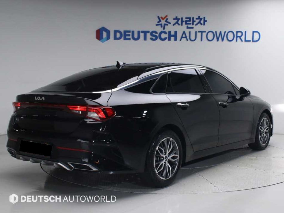 Kia K5 — photo 02