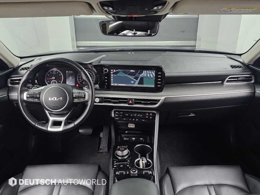 Kia K5 — photo 07