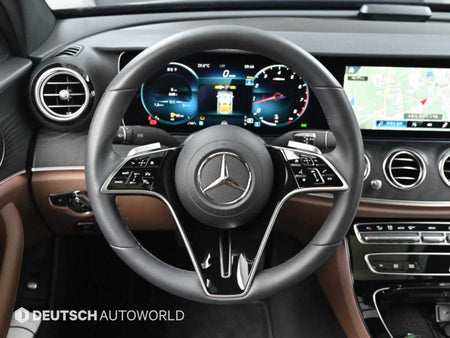Mercedes-Benz E-Class — photo 13