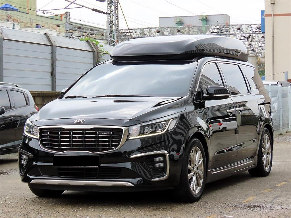 Kia Carnival — photo 02