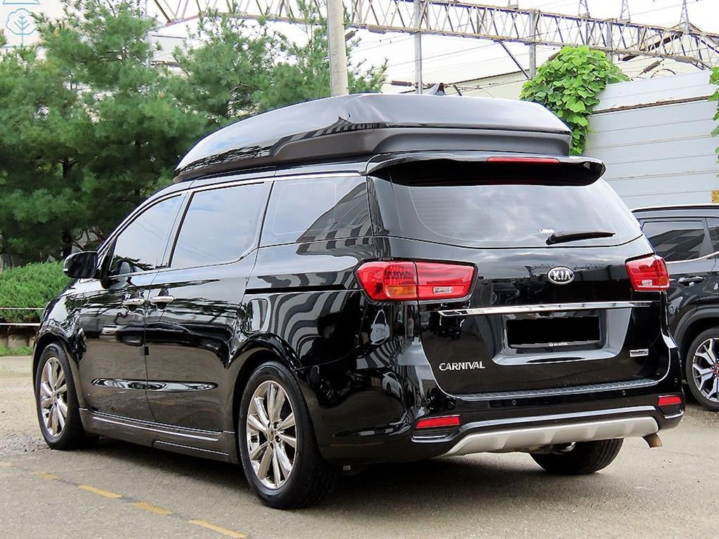 Kia Carnival — photo 03