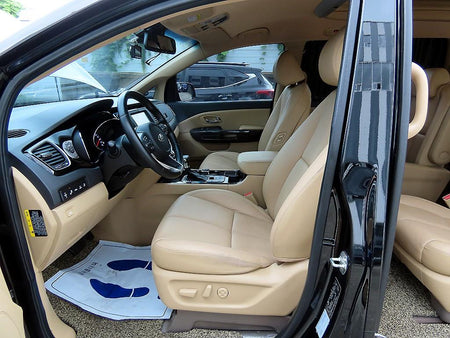 Kia Carnival — photo 05