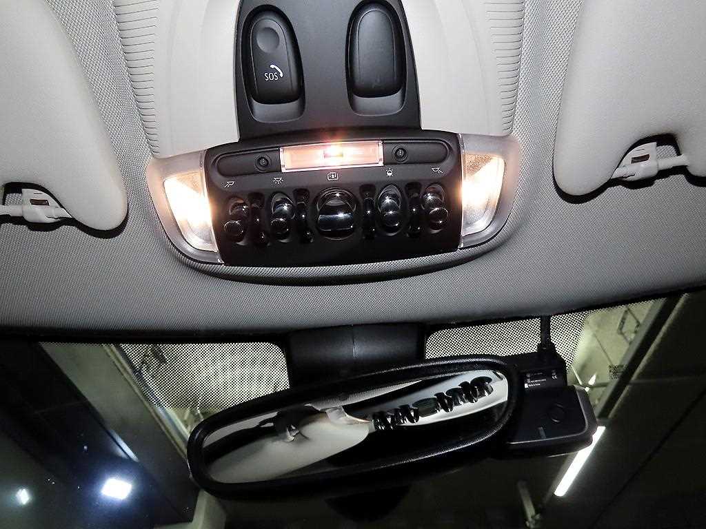 Mini Cooper — photo 15