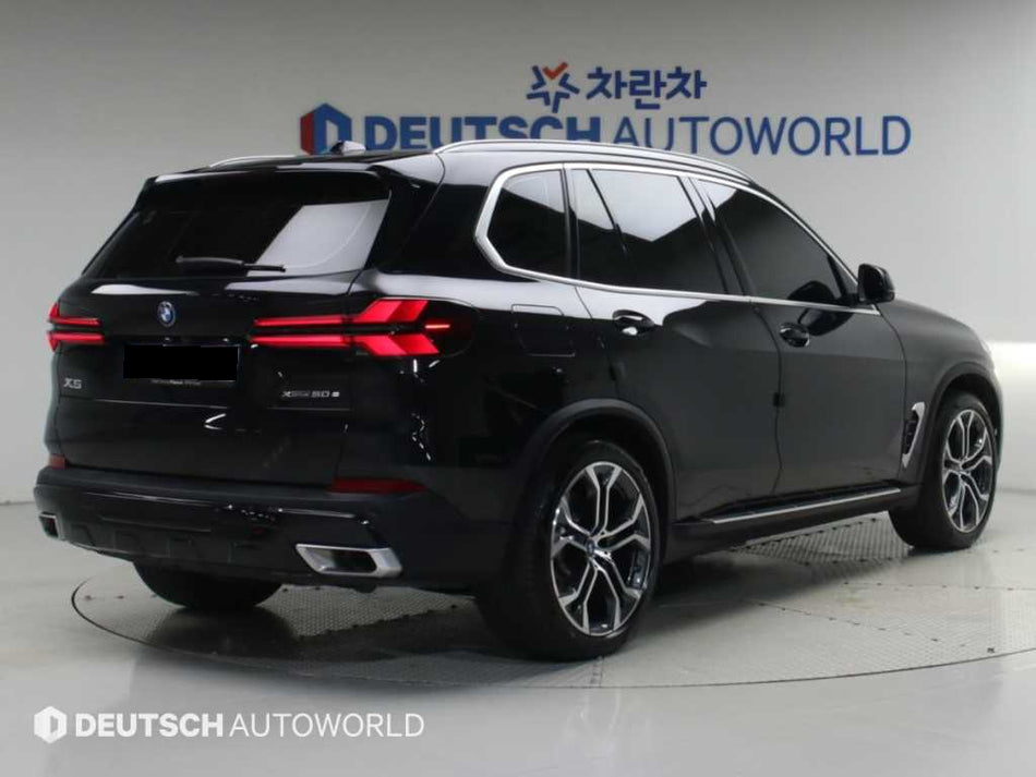 BMW X5 — photo 02