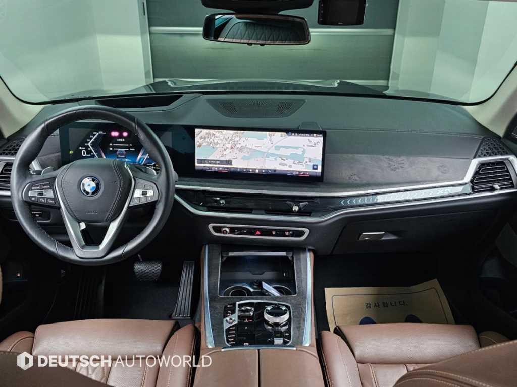 BMW X5 — photo 07