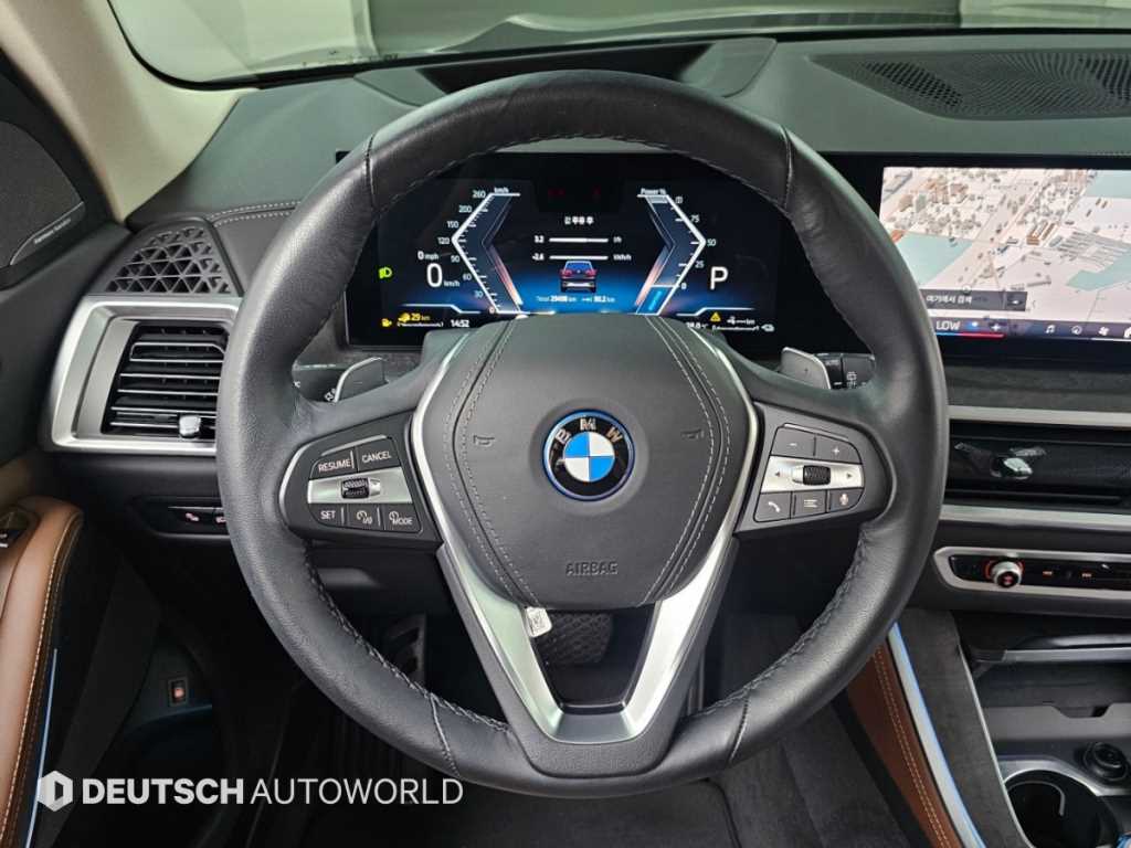 BMW X5 — photo 13