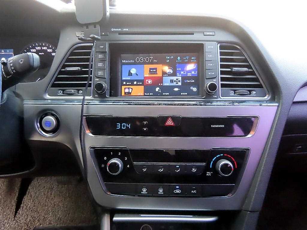 Hyundai Sonata — photo 13