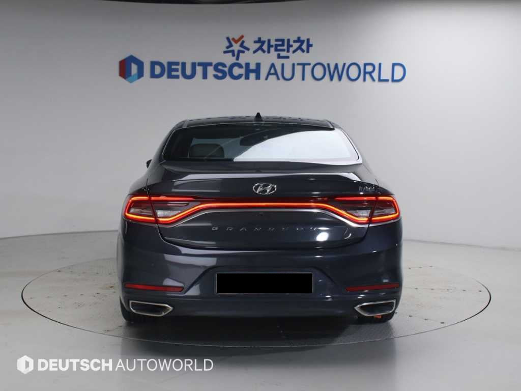 Hyundai Grandeur — photo 04