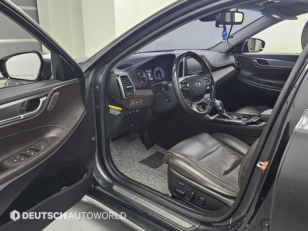 Hyundai Grandeur — photo 11