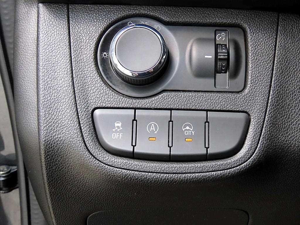 CHEVROLET Spark — photo 11