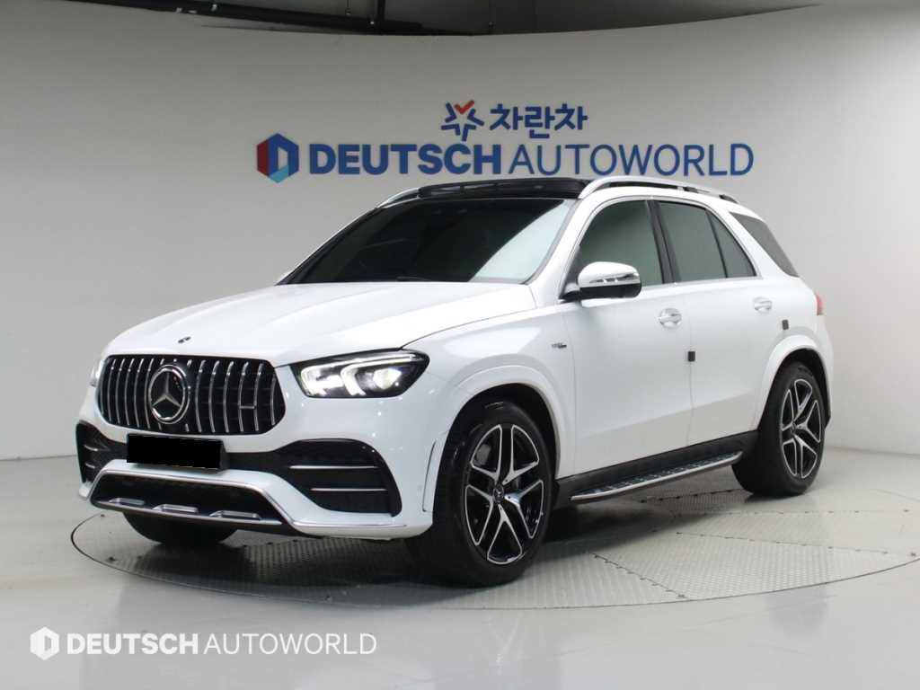Mercedes-Benz GLE-Class — photo 01