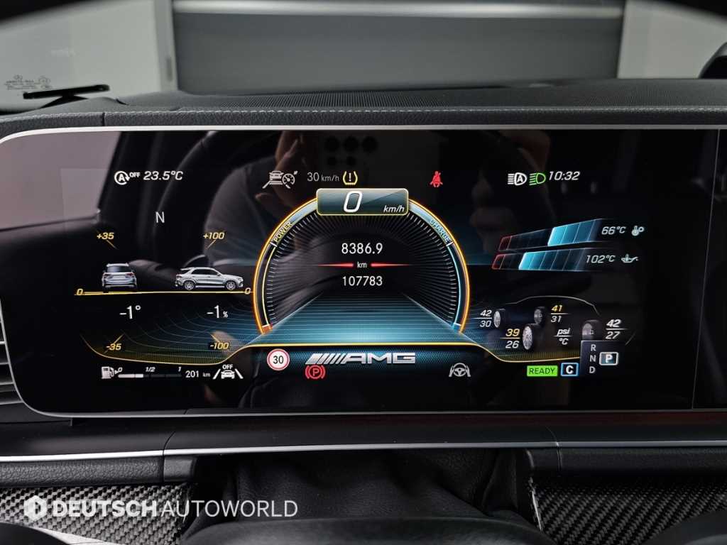 Mercedes-Benz GLE-Class — photo 08