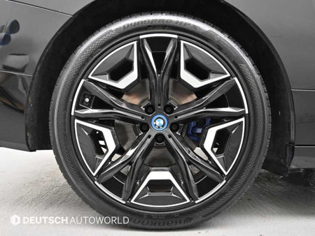 BMW iX — photo 05