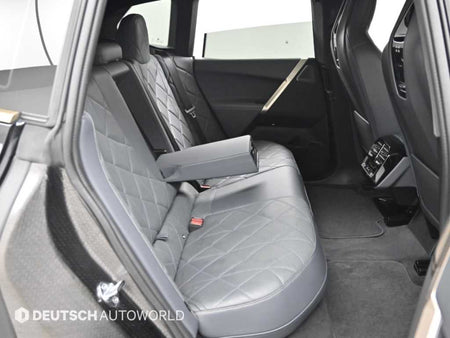 BMW iX — photo 12