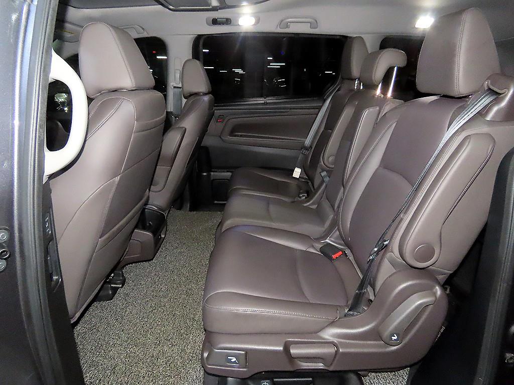 Honda Odyssey — photo 07