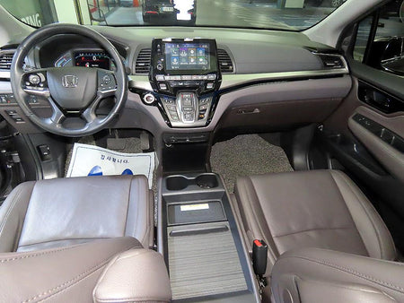 Honda Odyssey — photo 10