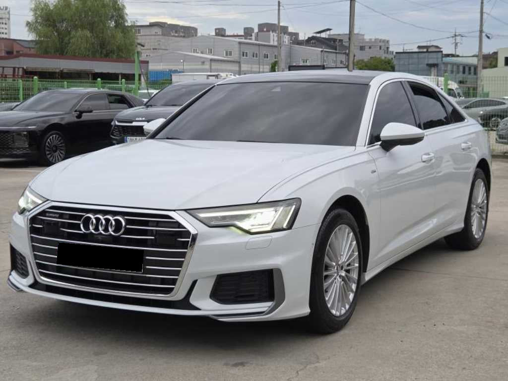 Audi A6 — photo 01