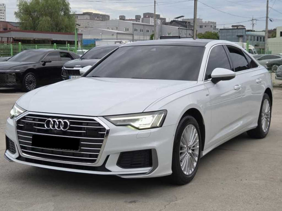 Audi A6 — photo 01