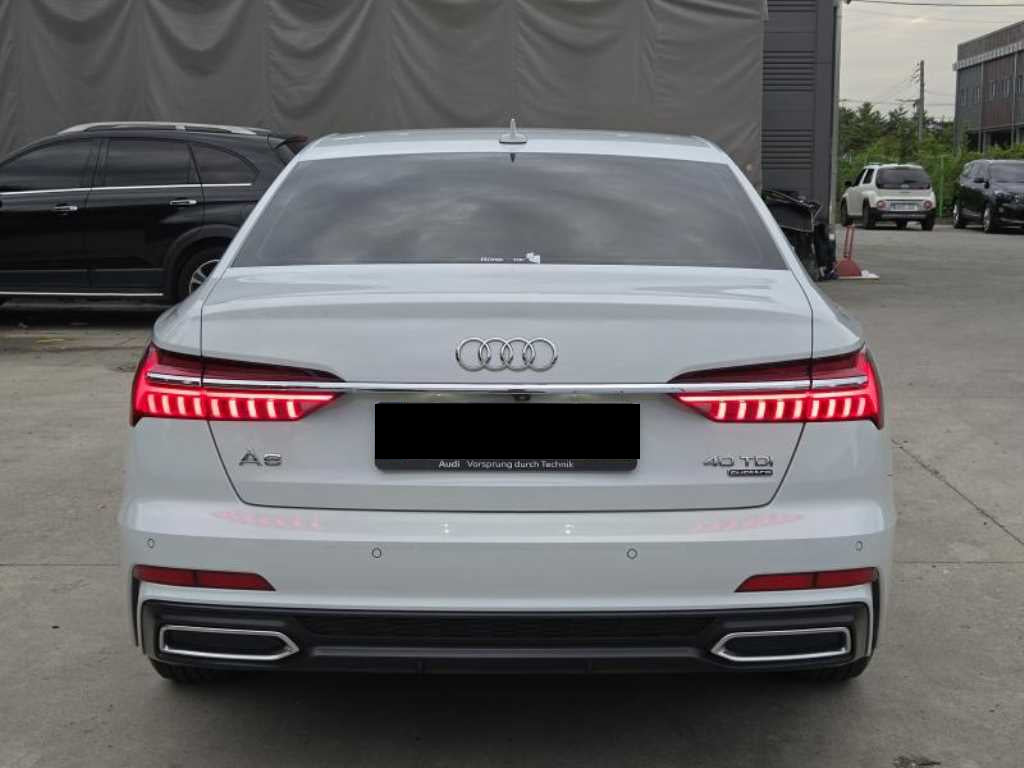 Audi A6 — photo 04
