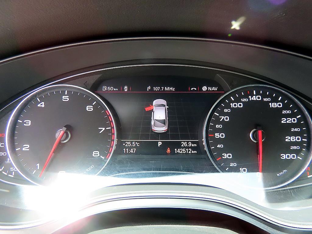 Audi A7 — photo 09