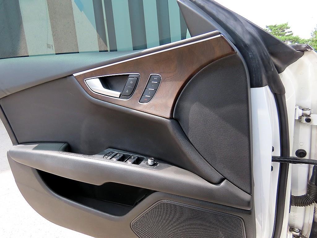 Audi A7 — photo 12