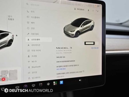 Tesla Model 3 — photo 08
