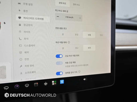 Tesla Model 3 — photo 17