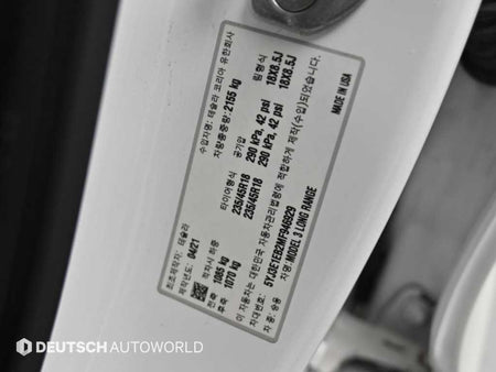 Tesla Model 3 — photo 20