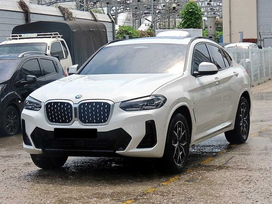 BMW X4 — photo 02