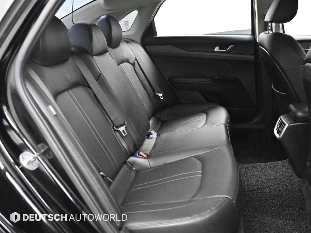 Kia K5 — photo 12