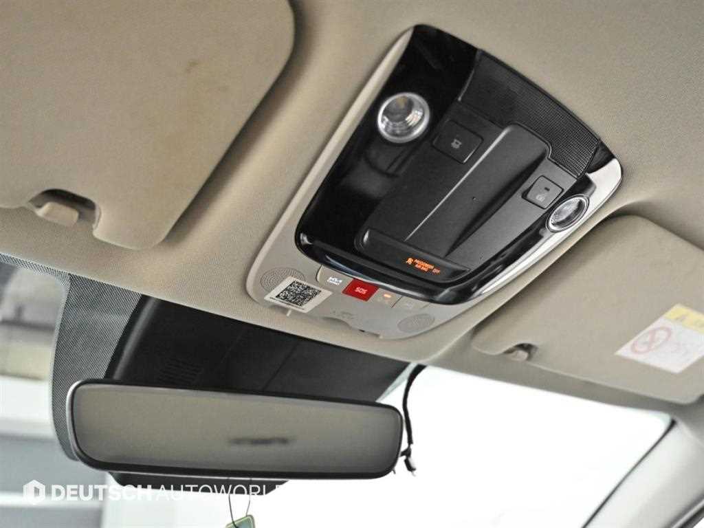 Kia K5 — photo 18