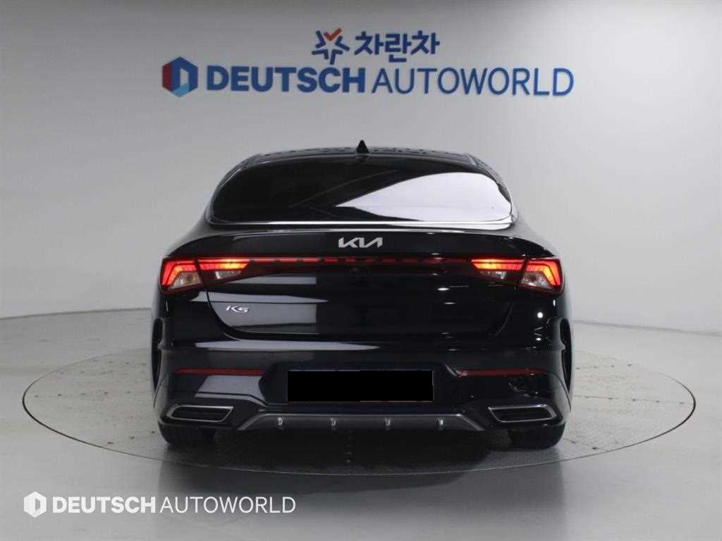 Kia K5 — photo 04
