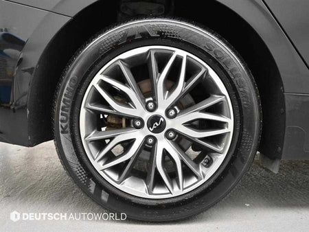 Kia K5 — photo 05