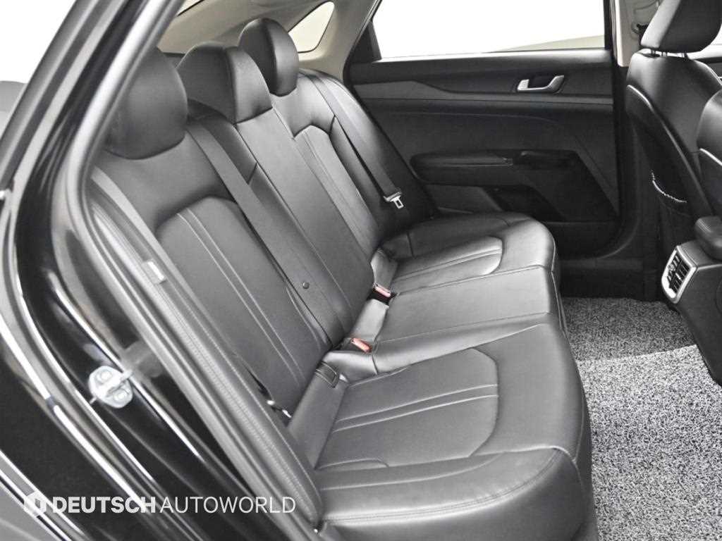 Kia K5 — photo 12