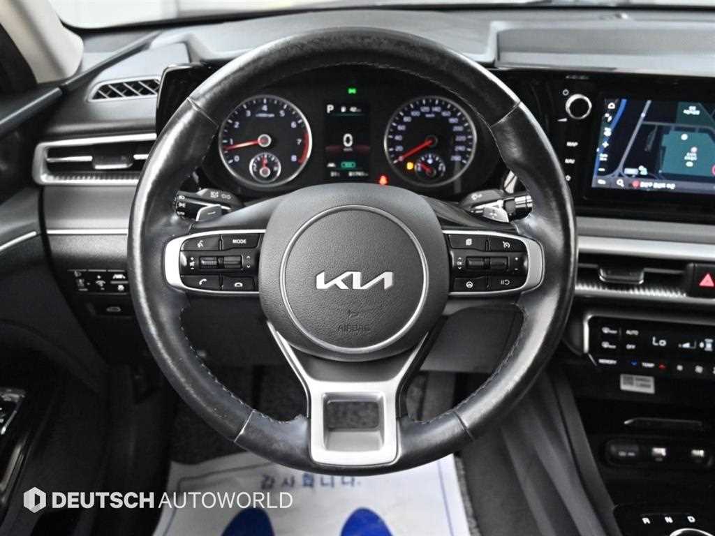 Kia K5 — photo 13