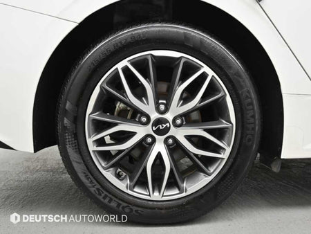 Kia K5 — photo 05