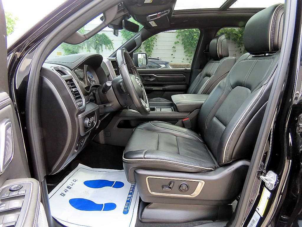 Dodge Ram Pick Up — photo 06